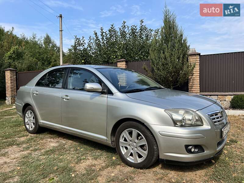 2007 toyota avensis