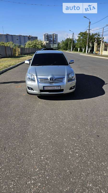 2007 toyota avensis