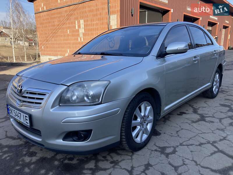 2006 toyota avensis