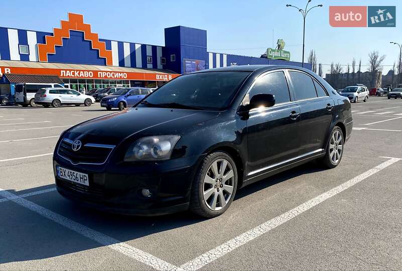 2008 toyota avensis