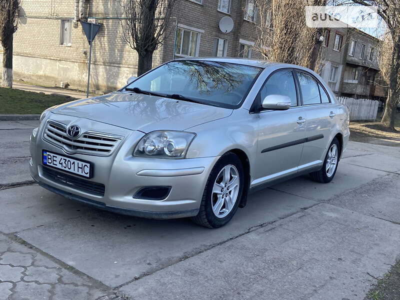 2007 toyota avensis