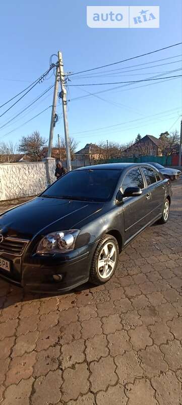 2007 toyota avensis