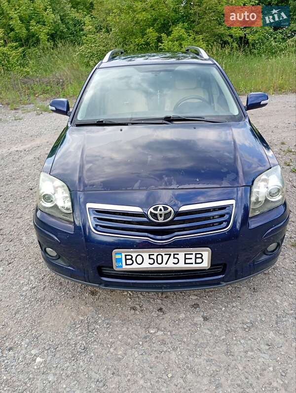 2006 toyota avensis