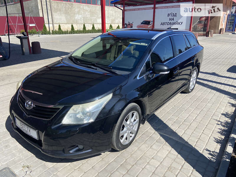 2008 toyota avensis