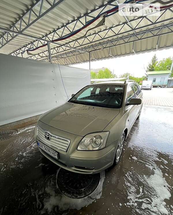 2006 toyota avensis
