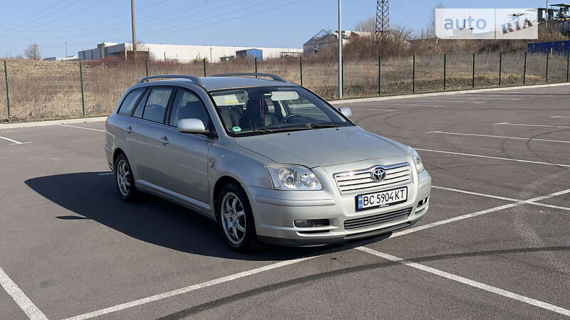 2006 toyota avensis