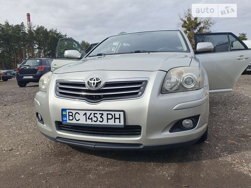 2007 toyota avensis