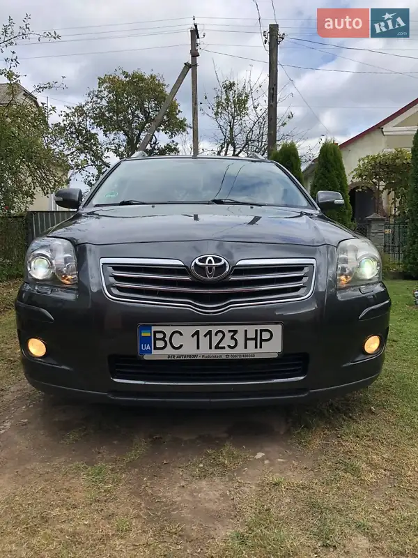 2006 toyota avensis
