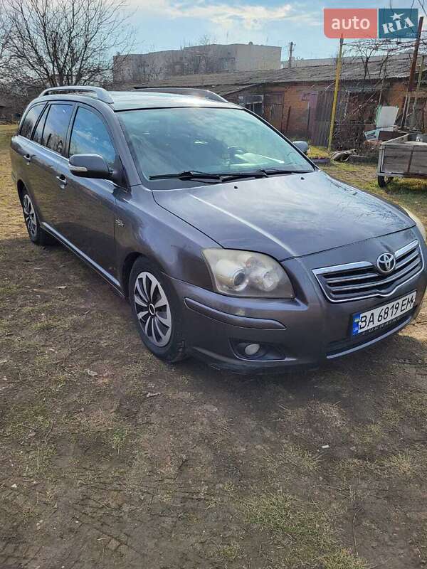 2007 toyota avensis