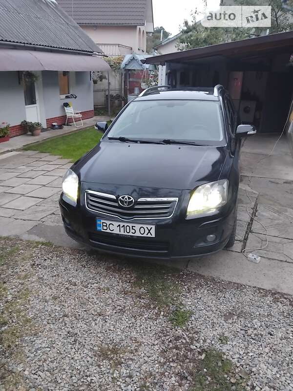 2007 toyota avensis