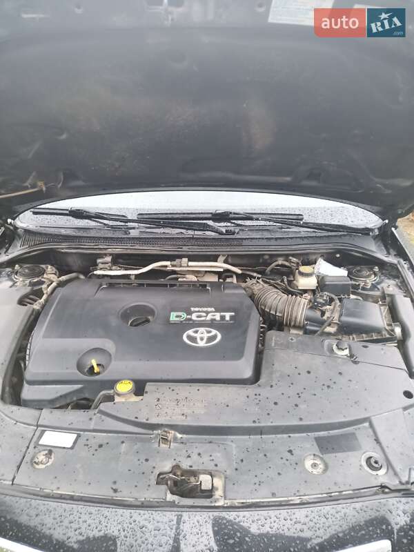 2007 toyota avensis