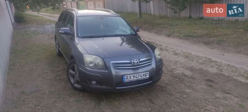 2007 toyota avensis