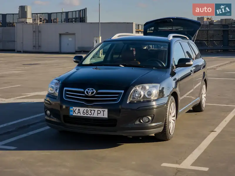 2009 toyota avensis