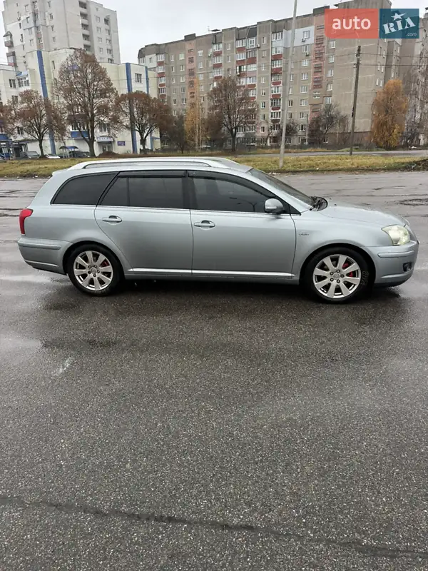 2007 toyota avensis