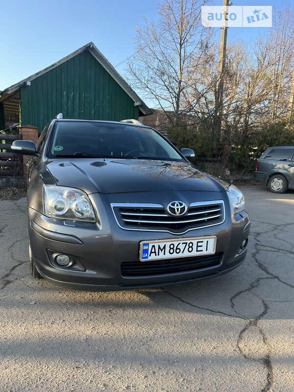 2007 toyota avensis