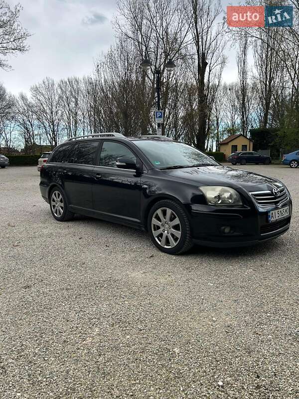 2008 toyota avensis