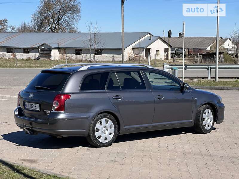 2007 toyota avensis