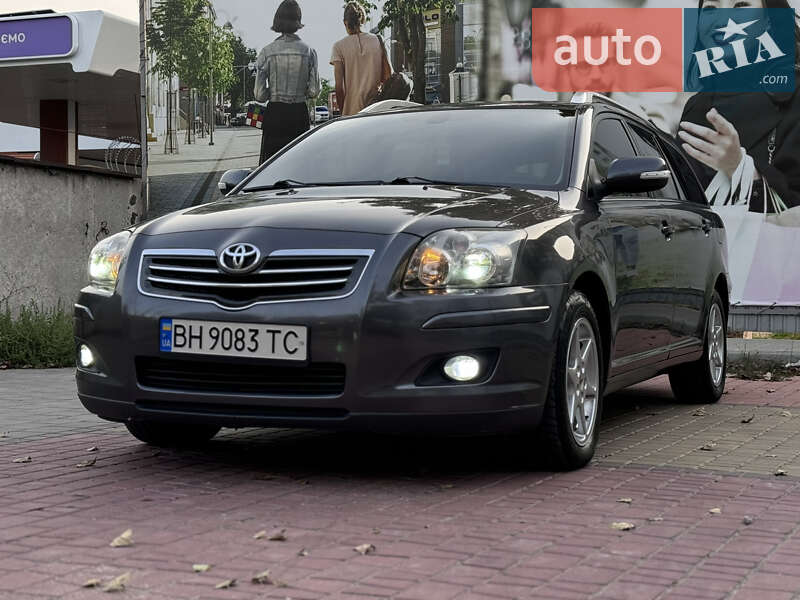 2007 toyota avensis