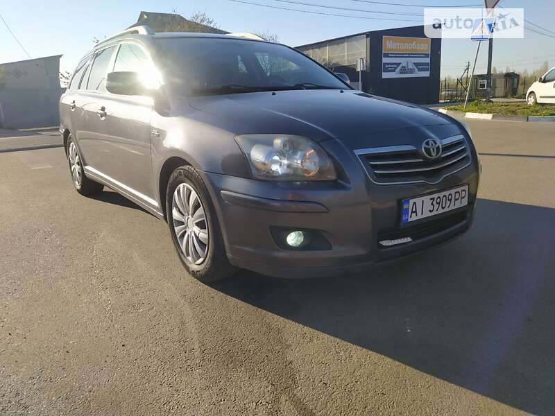 2006 toyota avensis