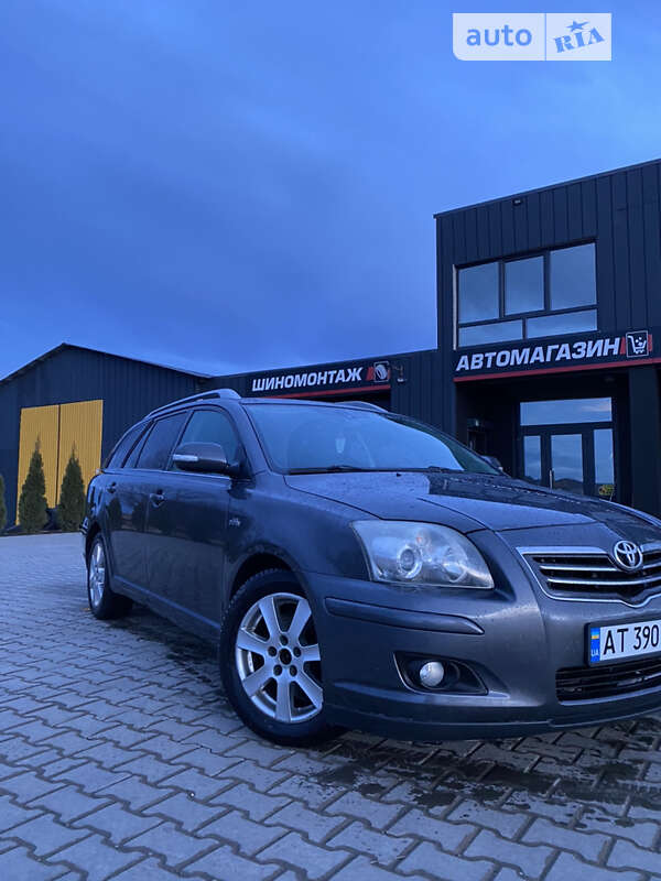 2007 toyota avensis