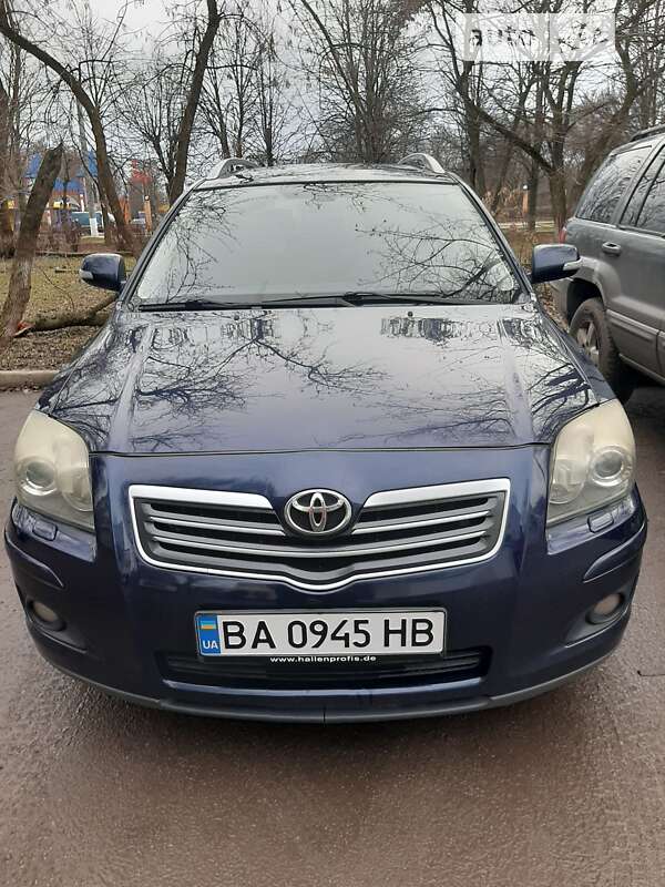 2007 toyota avensis