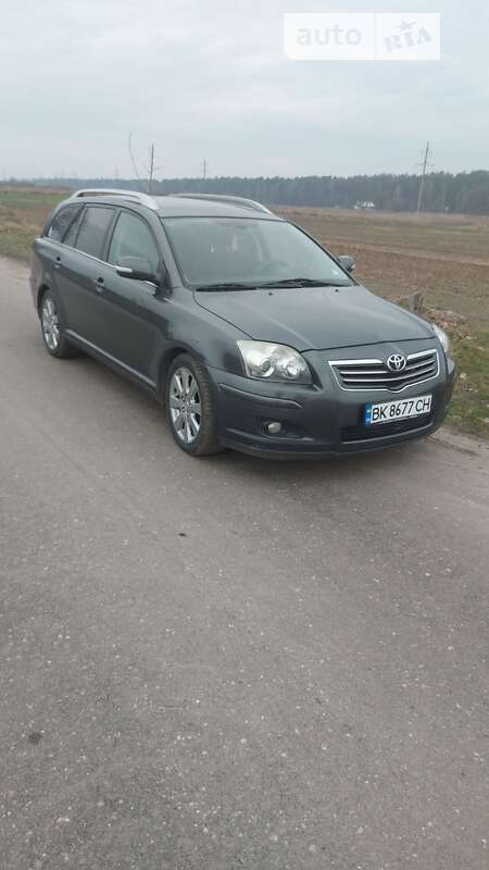 2007 toyota avensis