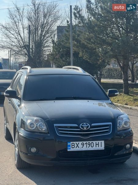 2008 toyota avensis