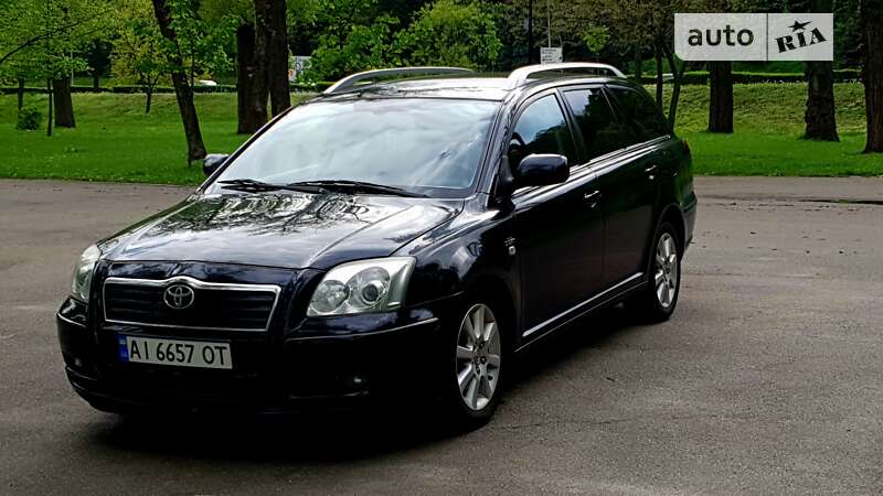 2005 toyota avensis