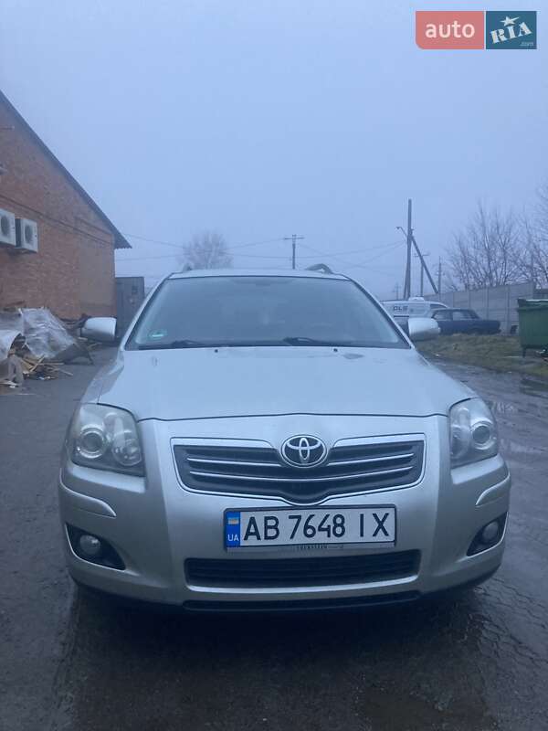 2006 toyota avensis