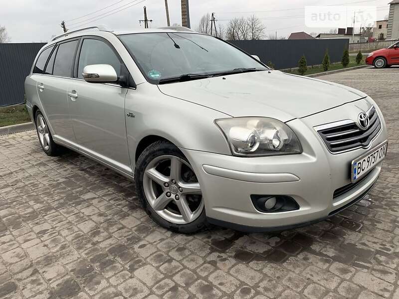 2007 toyota avensis