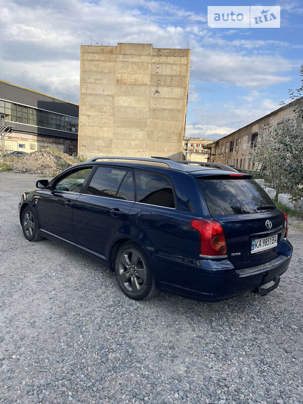 2006 toyota avensis