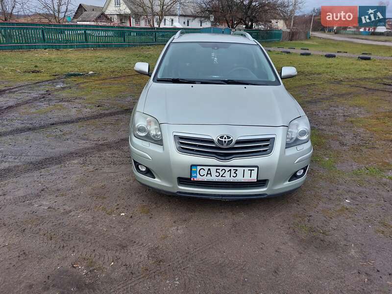 2006 toyota avensis