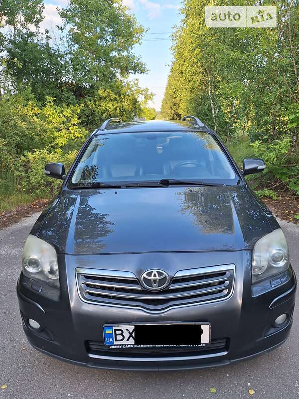 2006 toyota avensis