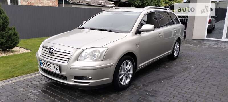 2006 toyota avensis