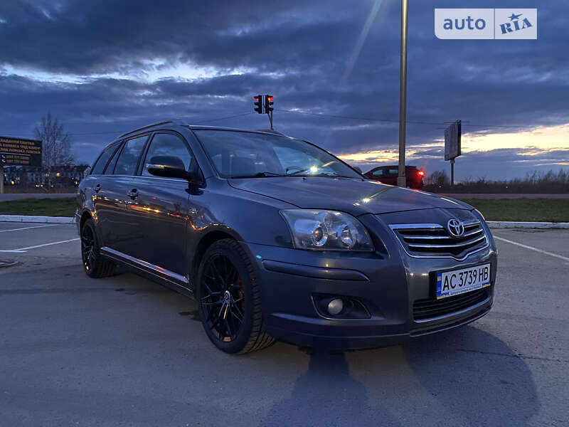 2006 toyota avensis