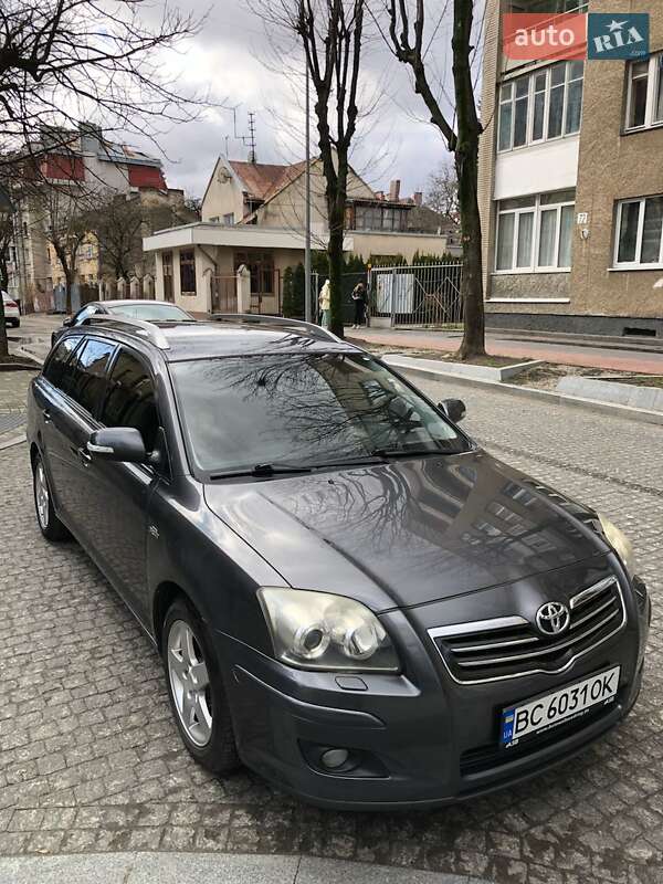 2006 toyota avensis