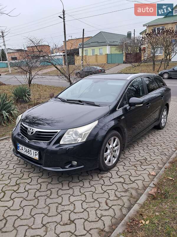 2009 toyota avensis