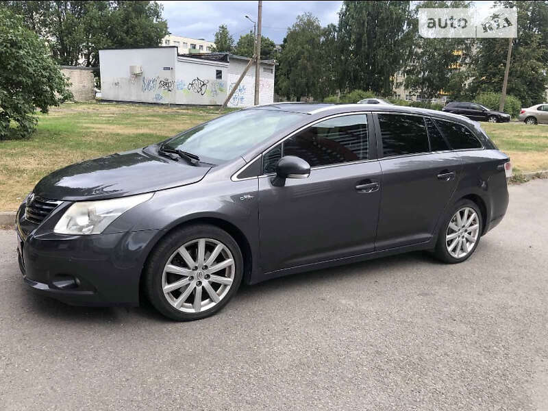 2009 toyota avensis