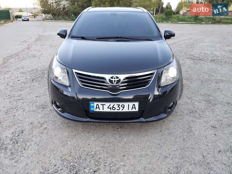 2009 toyota avensis