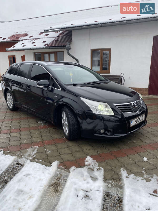 2009 toyota avensis