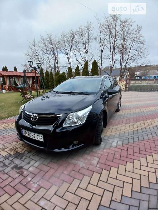 2009 toyota avensis