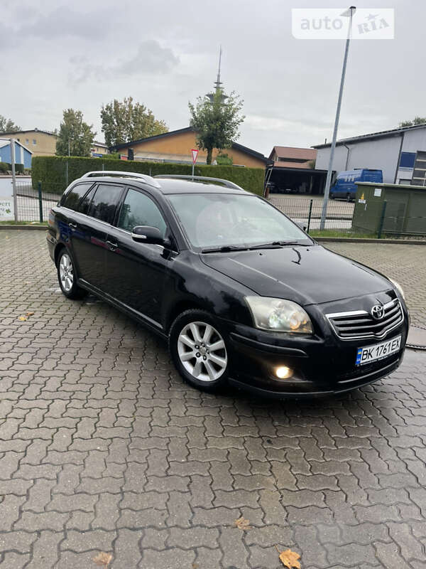 2007 toyota avensis