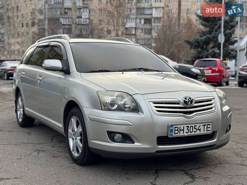 2009 toyota avensis