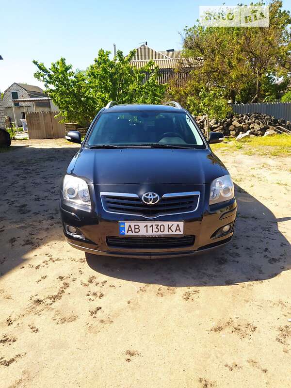2007 toyota avensis