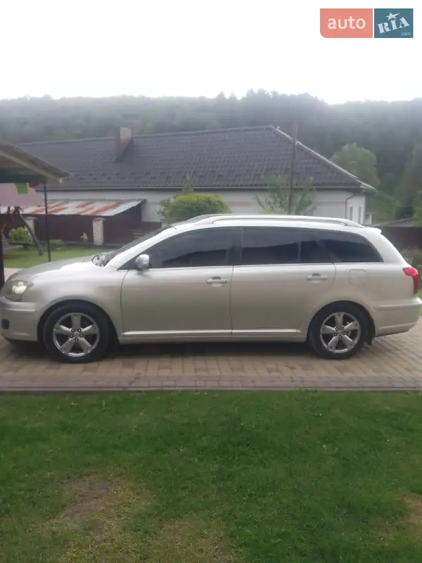 2006 toyota avensis