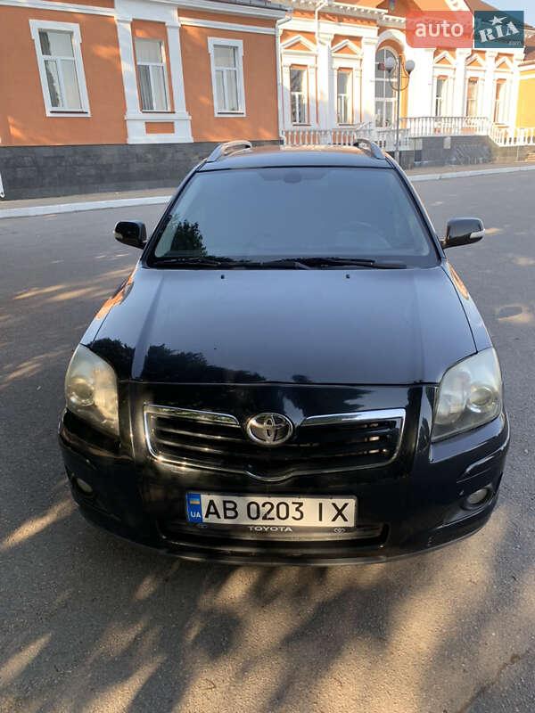 2007 toyota avensis