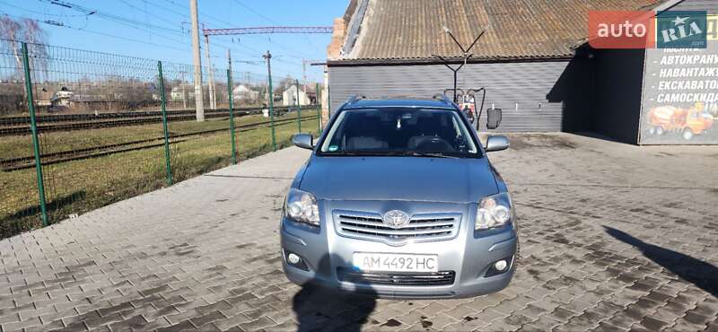 2007 toyota avensis