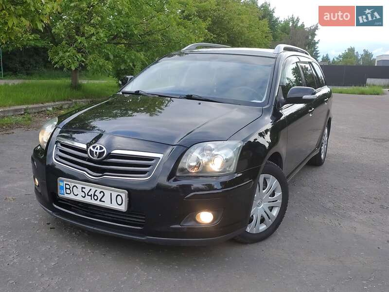 2008 toyota avensis