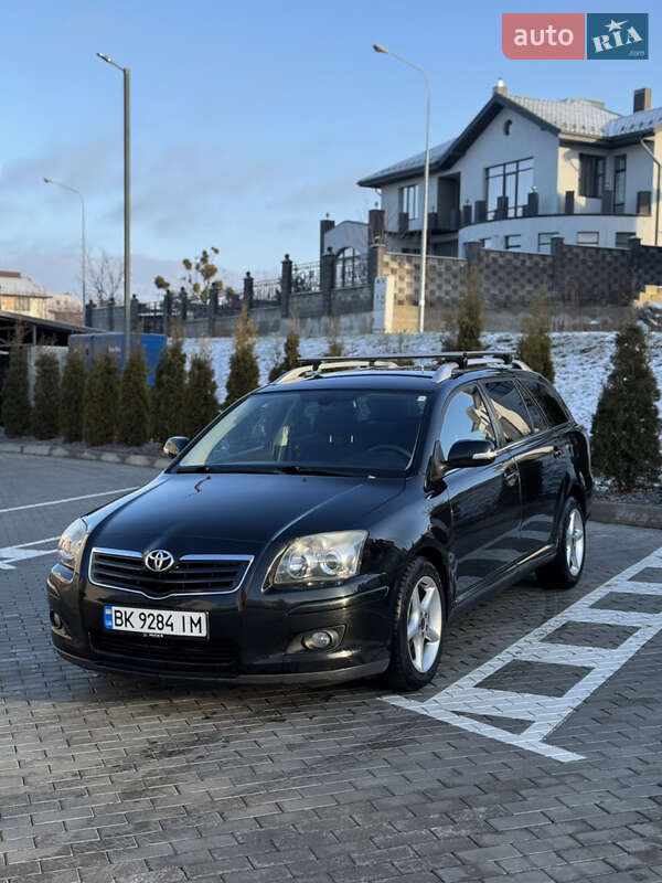 2007 toyota avensis
