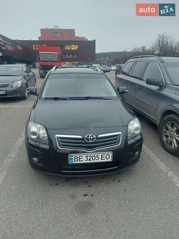 2006 toyota avensis